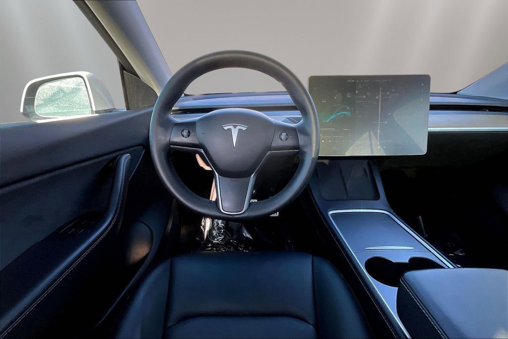 Used 2021 Tesla Model Y Performance image 8