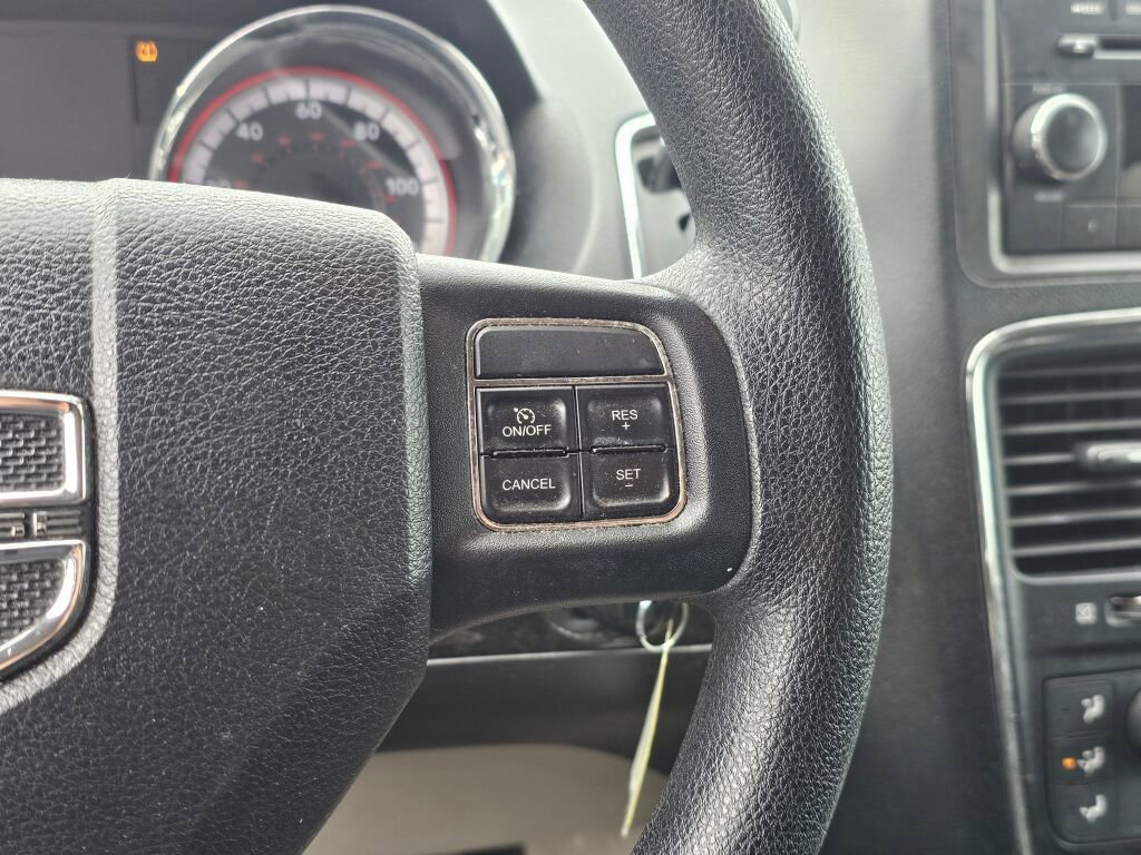 Used 2012 Dodge Grand Caravan SE FWD image 30