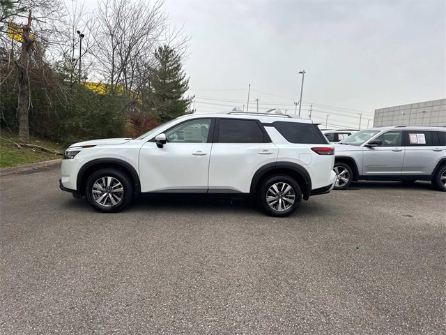 New 2025 Nissan Pathfinder SL image 7