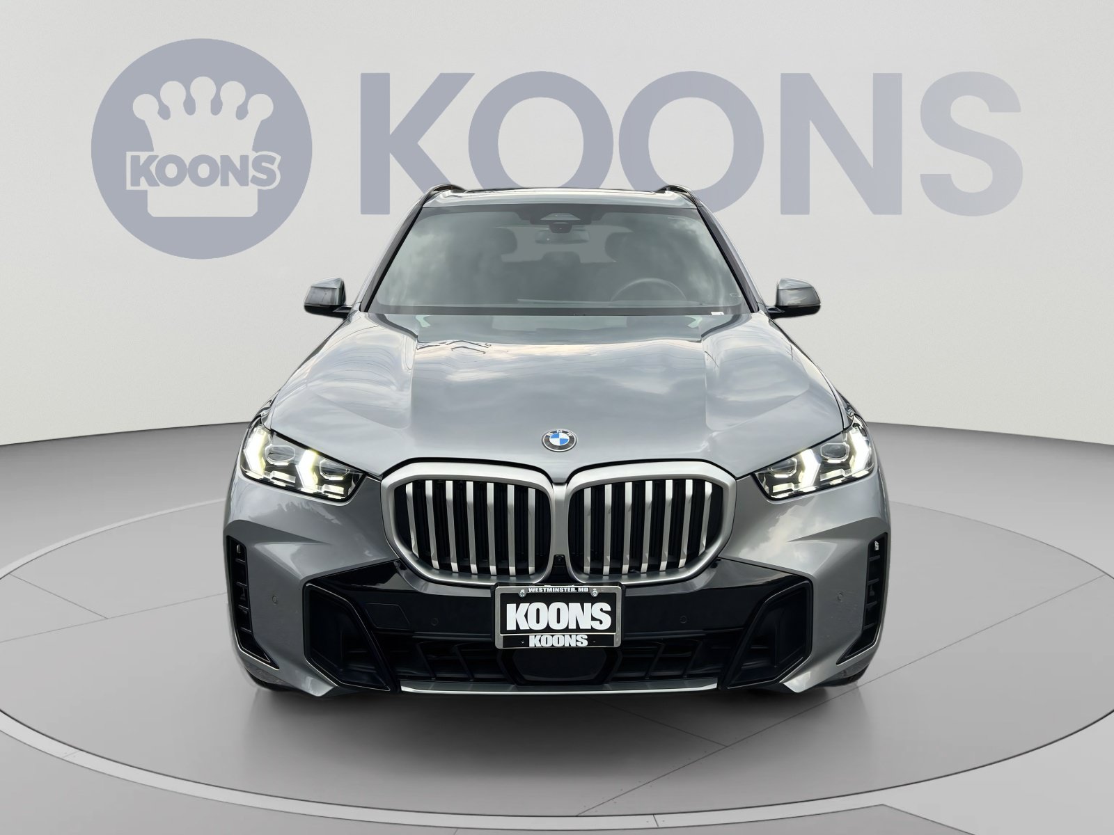 Used 2024 BMW X5 xDrive40i w/ M Sport Package AWD/4WD image 11