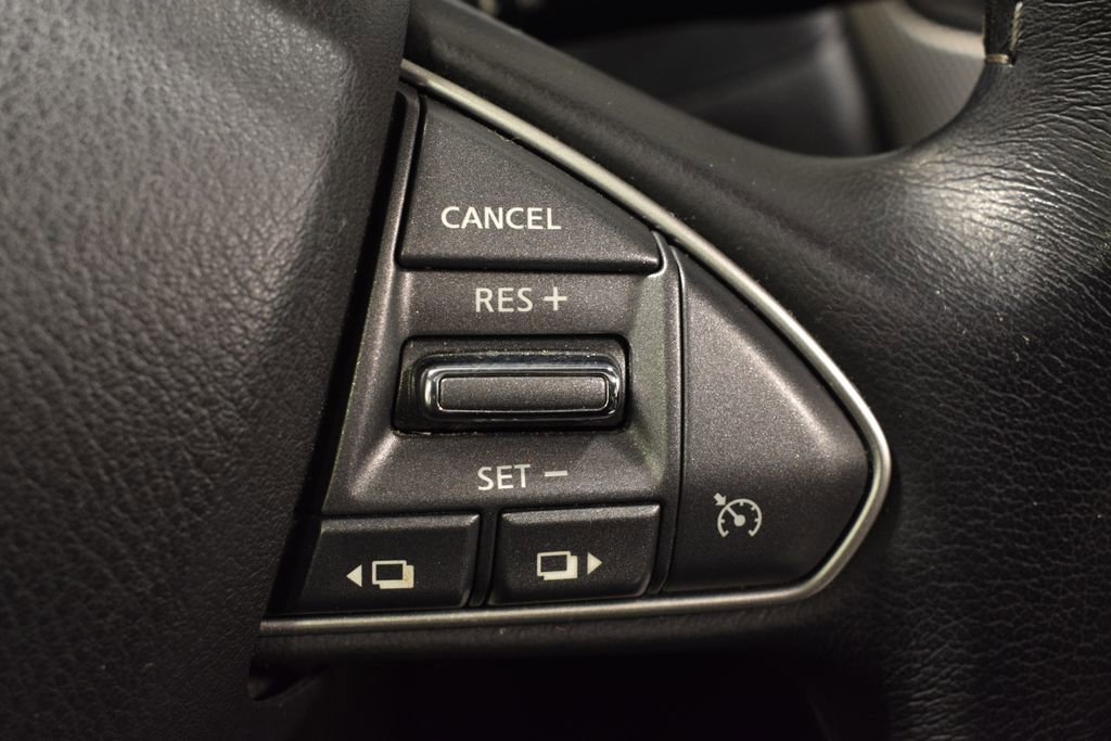 Used 2017 INFINITI Q50 2.0t w/ Moonroof Package image 17