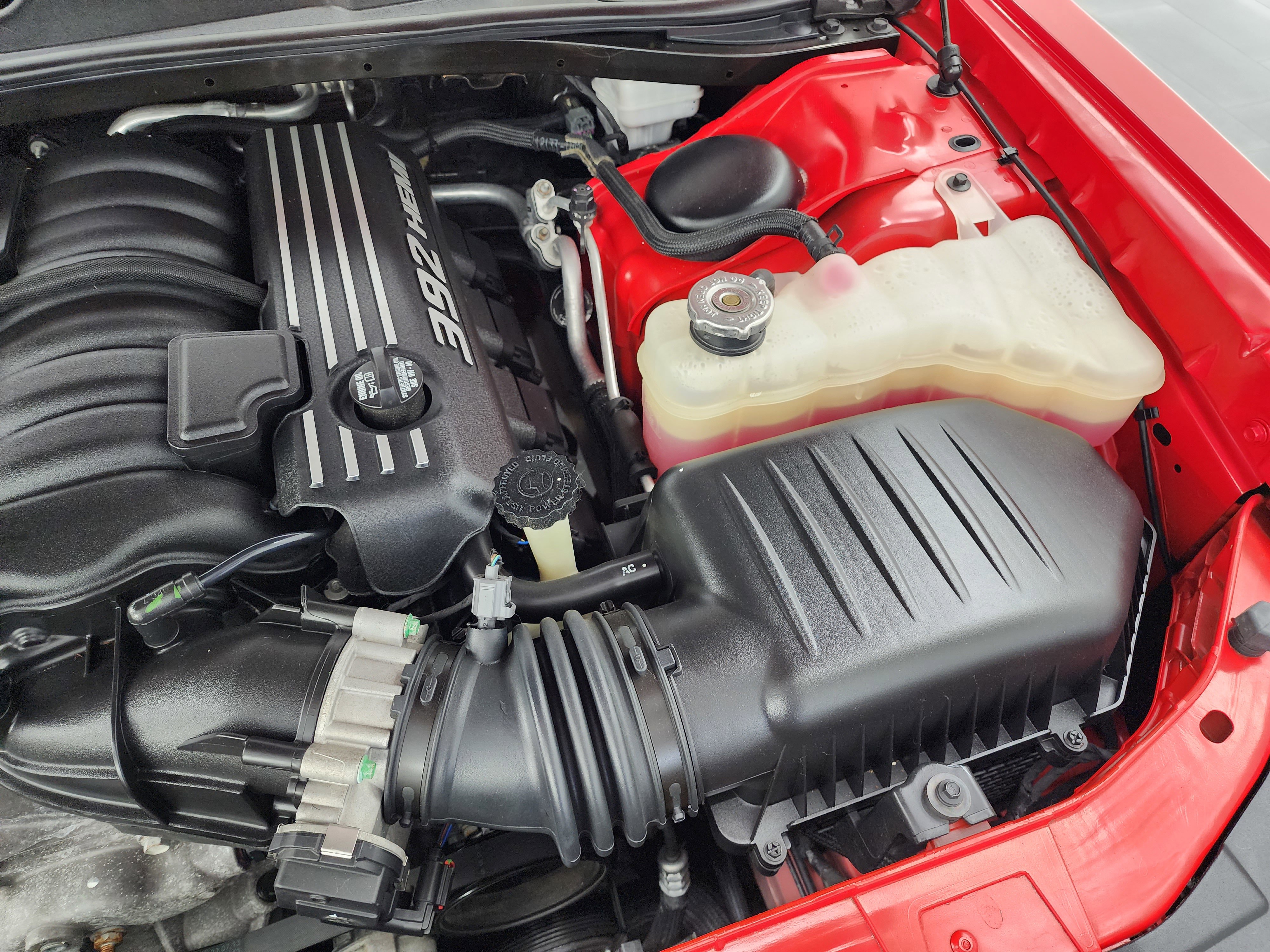 Used 2014 Dodge Challenger SRT8 image 16