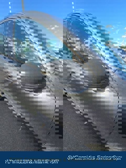 Used 2020 Ford Escape S image 5