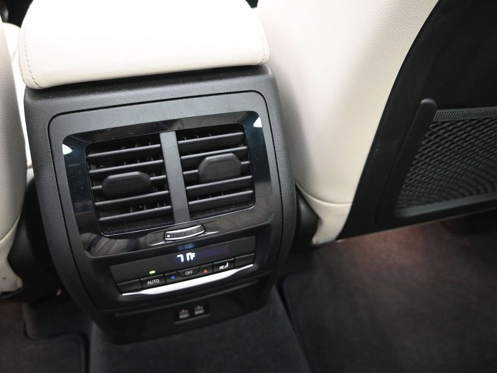 Certified 2024 BMW X3 sDrive30i w/ Premium Package image 19