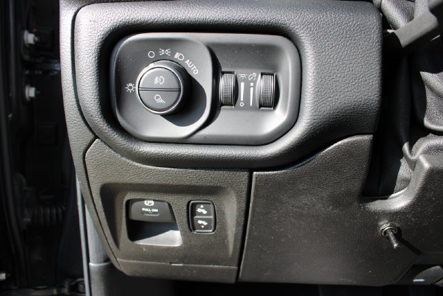 Used 2019 RAM 1500 Big Horn AWD/4WD image 15
