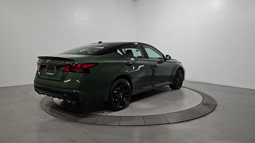 New 2026 Nissan Altima 2.5 SR image 5