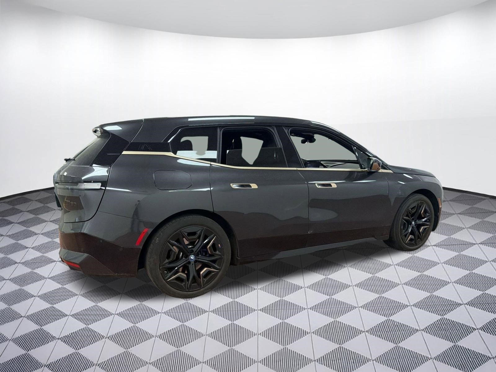 Certified 2023 BMW iX M60 w/ Executive Package image 8