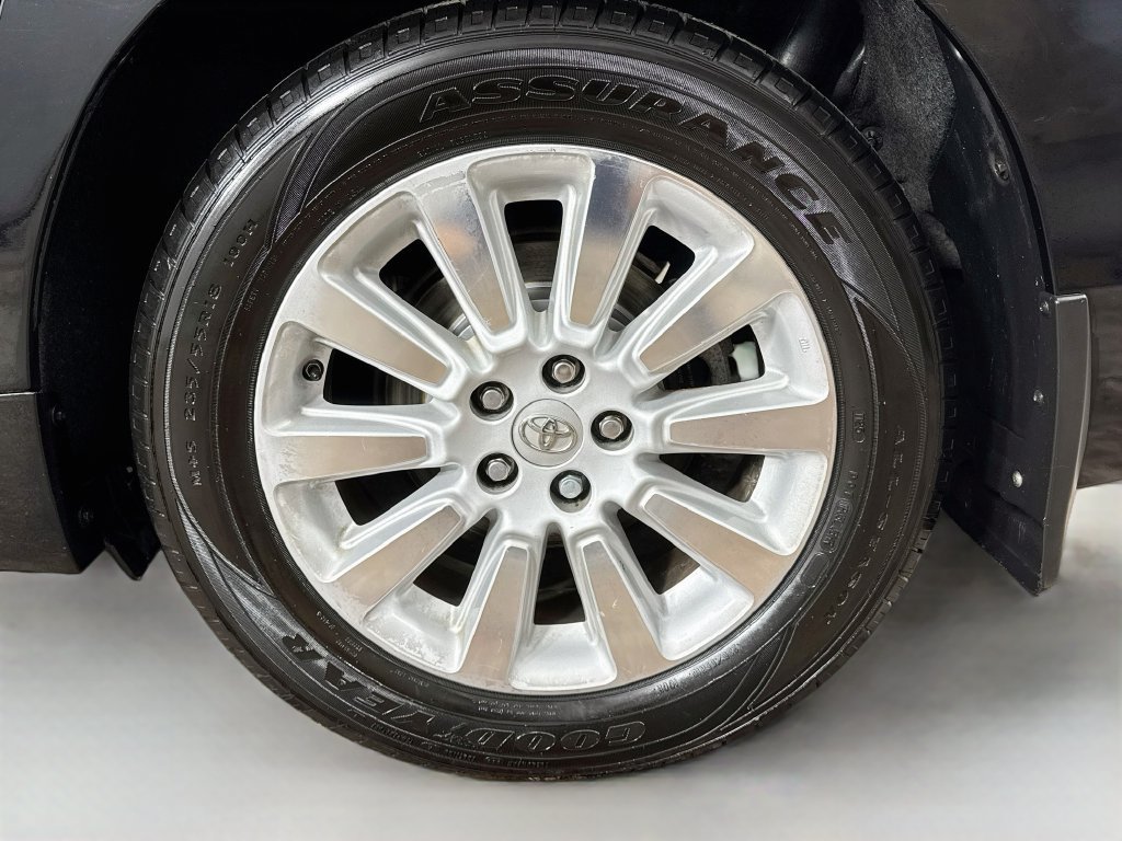 Used 2016 Toyota Sienna XLE Premium w/ Protection Package AWD/4WD image 40
