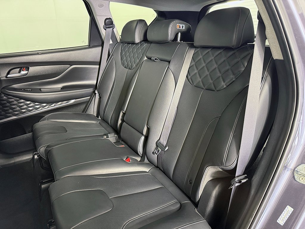 Used 2022 Hyundai Santa Fe Limited image 36