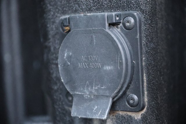 Used 2022 Chevrolet Silverado 1500 LT w/ Protection Package image 11