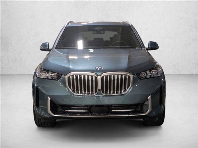 Used 2026 BMW X5 xDrive50e w/ Executive Package AWD/4WD image 5