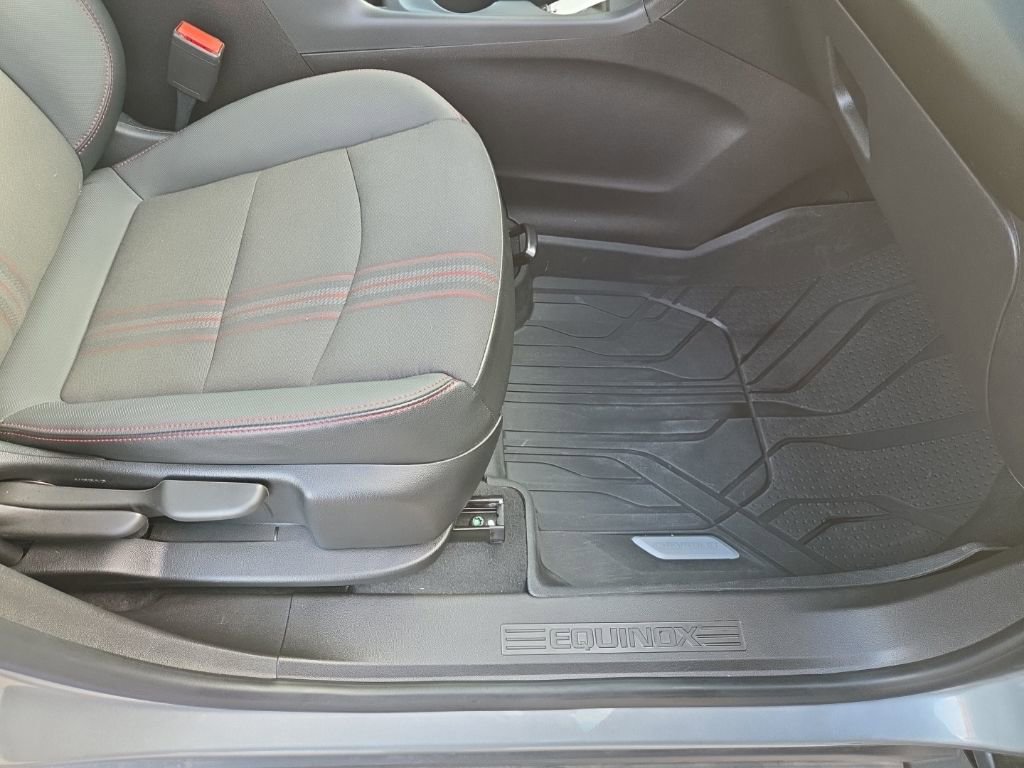 Certified 2024 Chevrolet Equinox RS w/ LPO, Floor Liner Package image 23