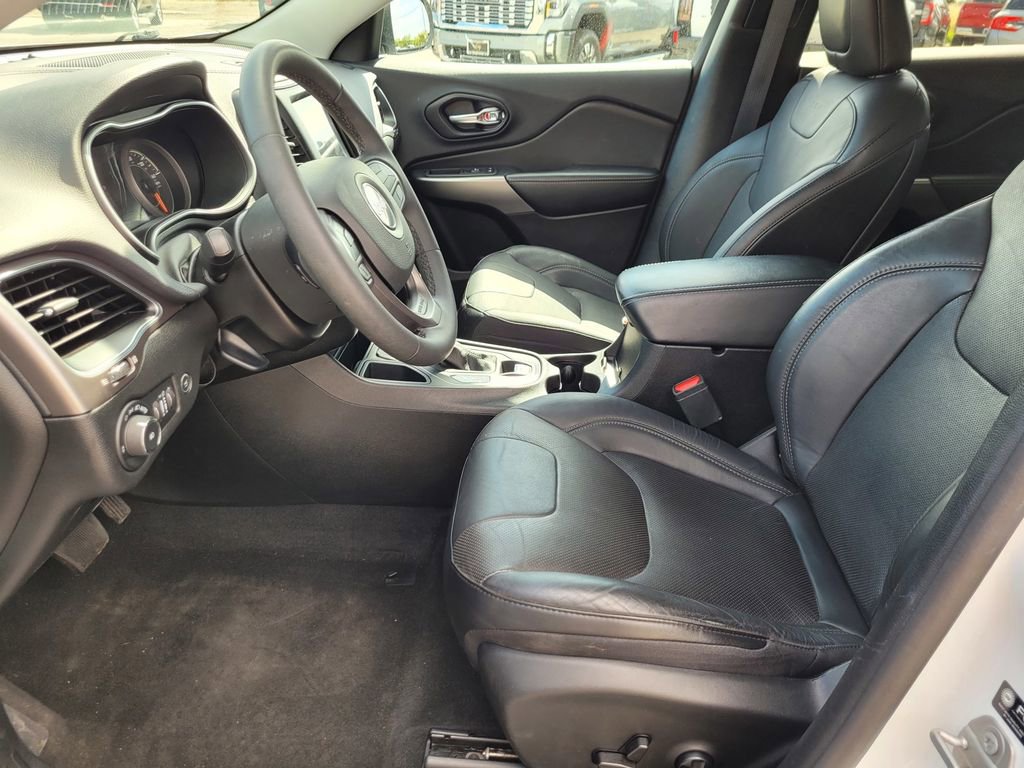 Used 2021 Jeep Cherokee Latitude Lux w/ Sun & Sound Group FWD image 15