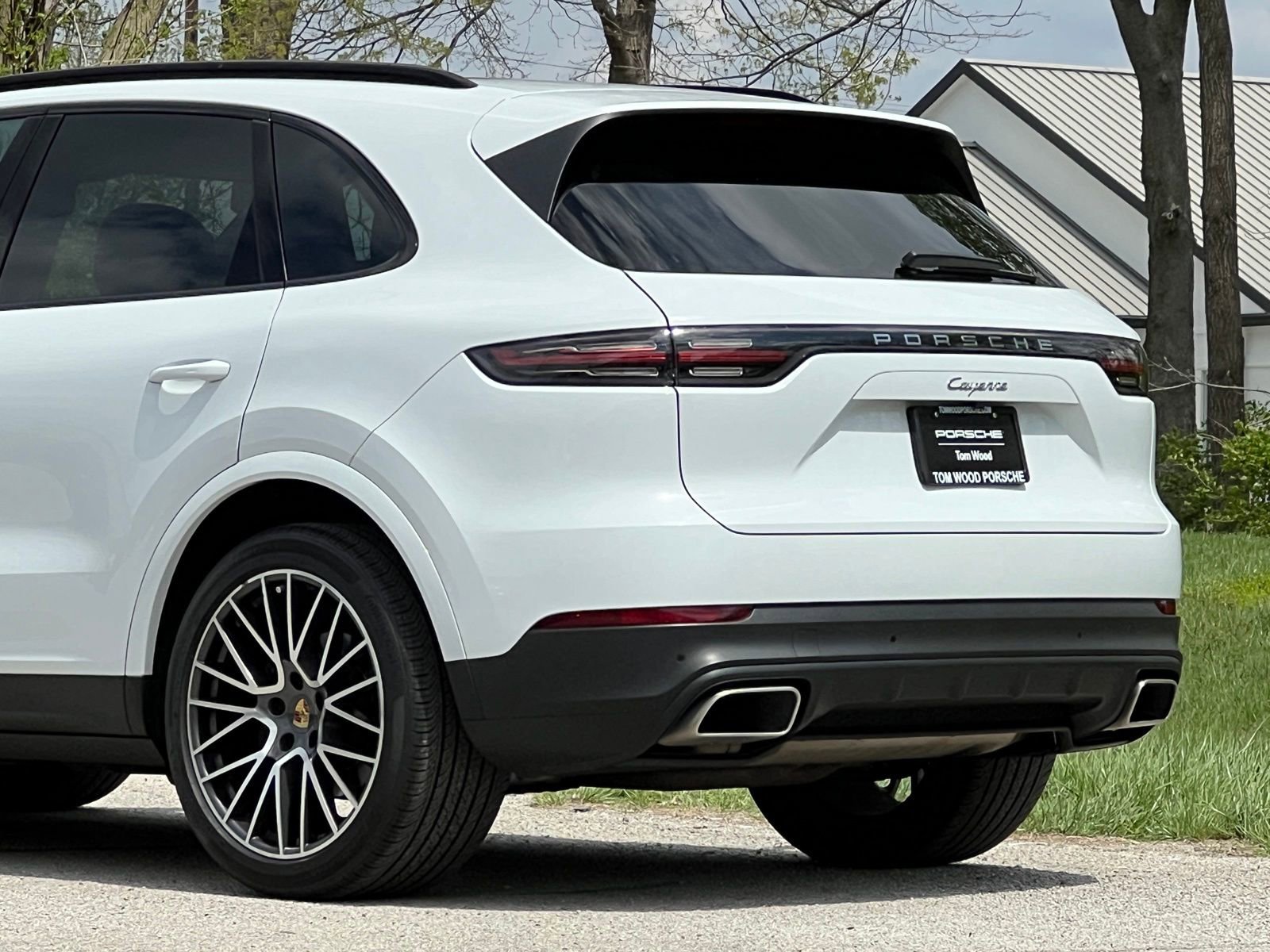 Certified 2023 Porsche Cayenne image 9