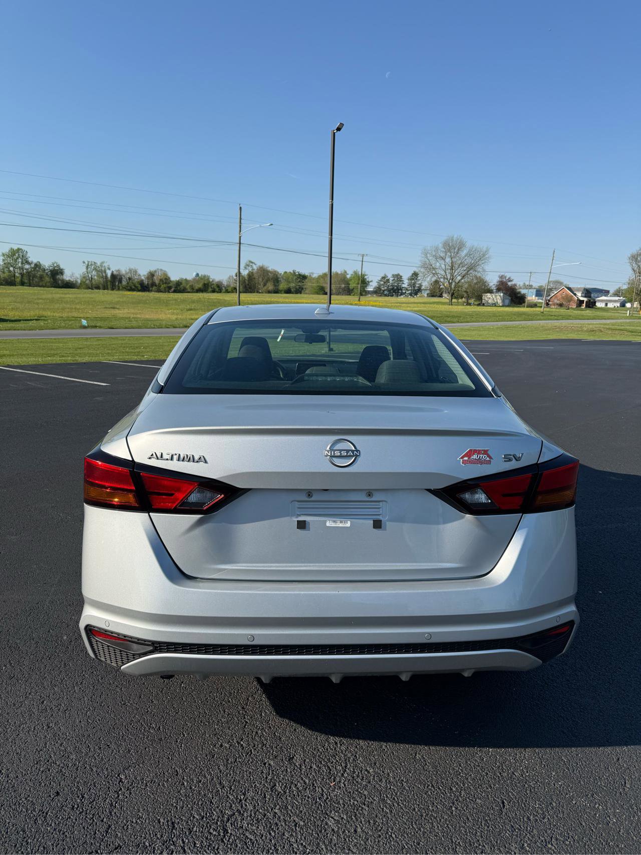 Used 2024 Nissan Altima 2.5 SV image 8
