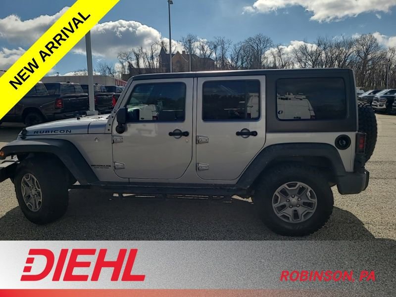 Used 2016 Jeep Wrangler Unlimited Rubicon w/ Connectivity Group image 5