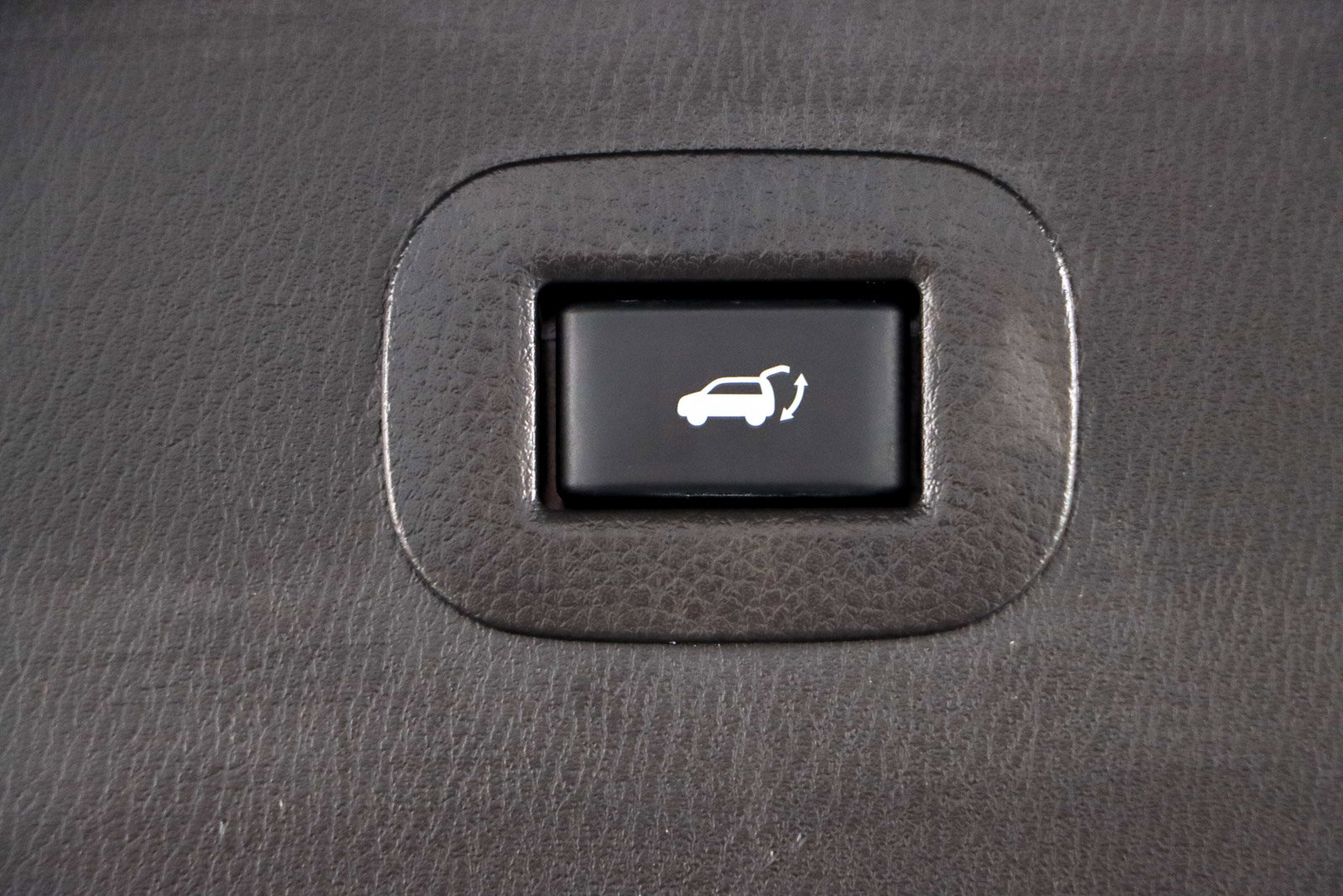 Used 2023 INFINITI QX80 Premium Select w/ Cargo Package image 34