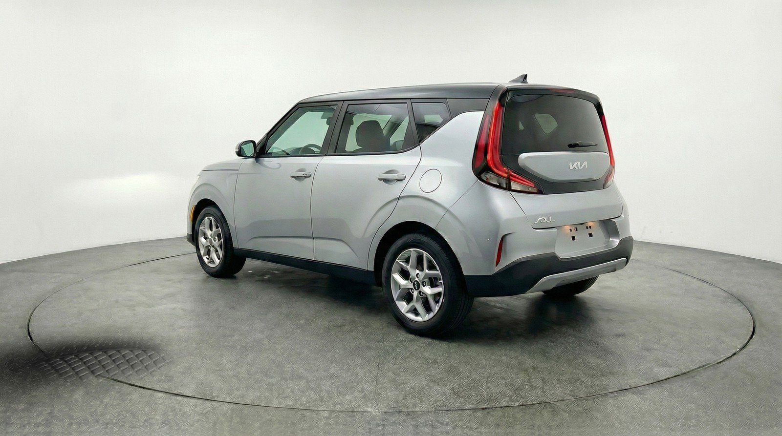 Used 2025 Kia Soul LX w/ LX Technology Package image 6