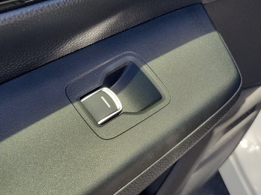 Used 2026 Honda CR-V Sport Touring image 18