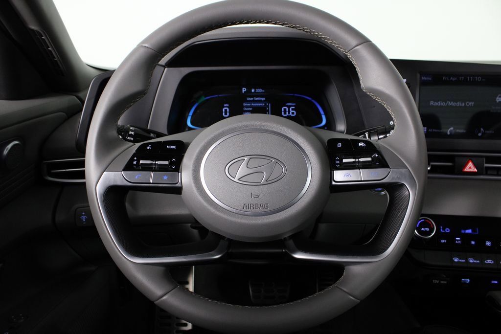 Certified 2026 Hyundai Elantra Sport image 25
