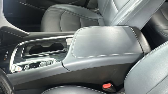 Used 2024 Buick Enclave Premium image 37