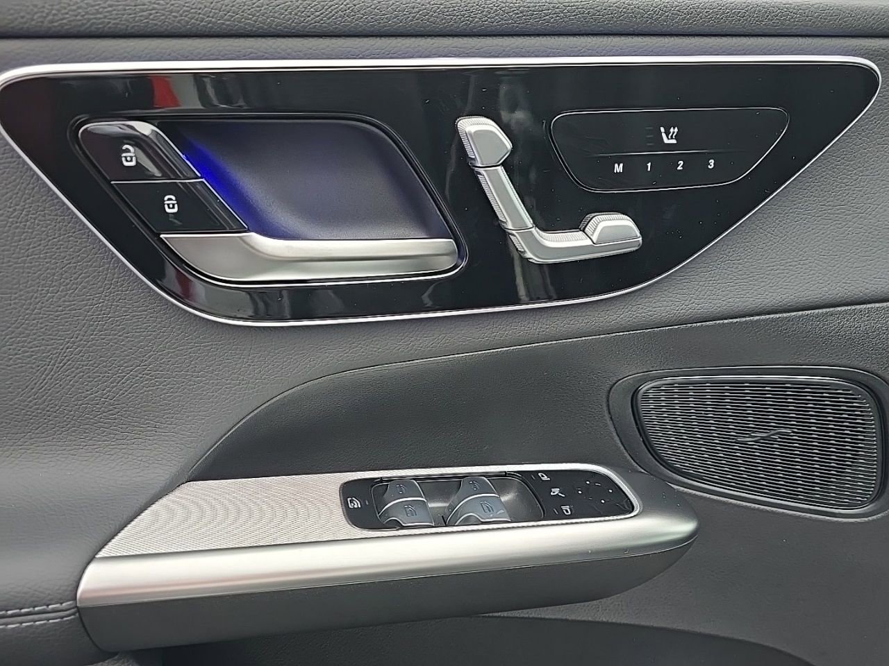 New 2026 Mercedes-Benz GLC 300 4MATIC image 13