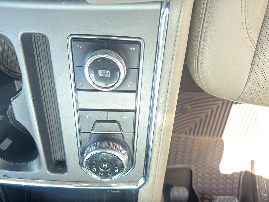 Used 2019 Ford Expedition XLT w/ Equipment Group 202A image 18