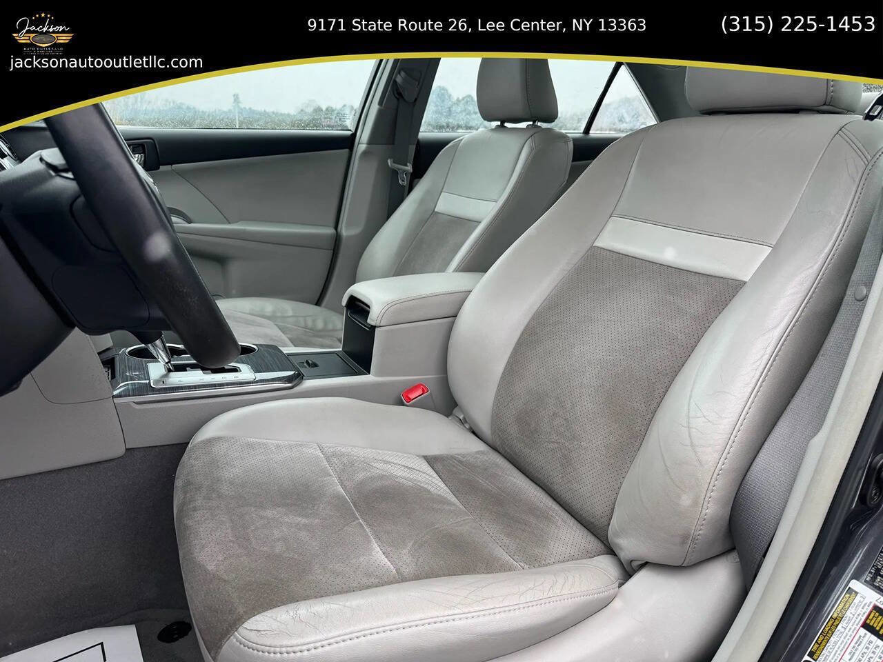 Used 2012 Toyota Camry LE image 10