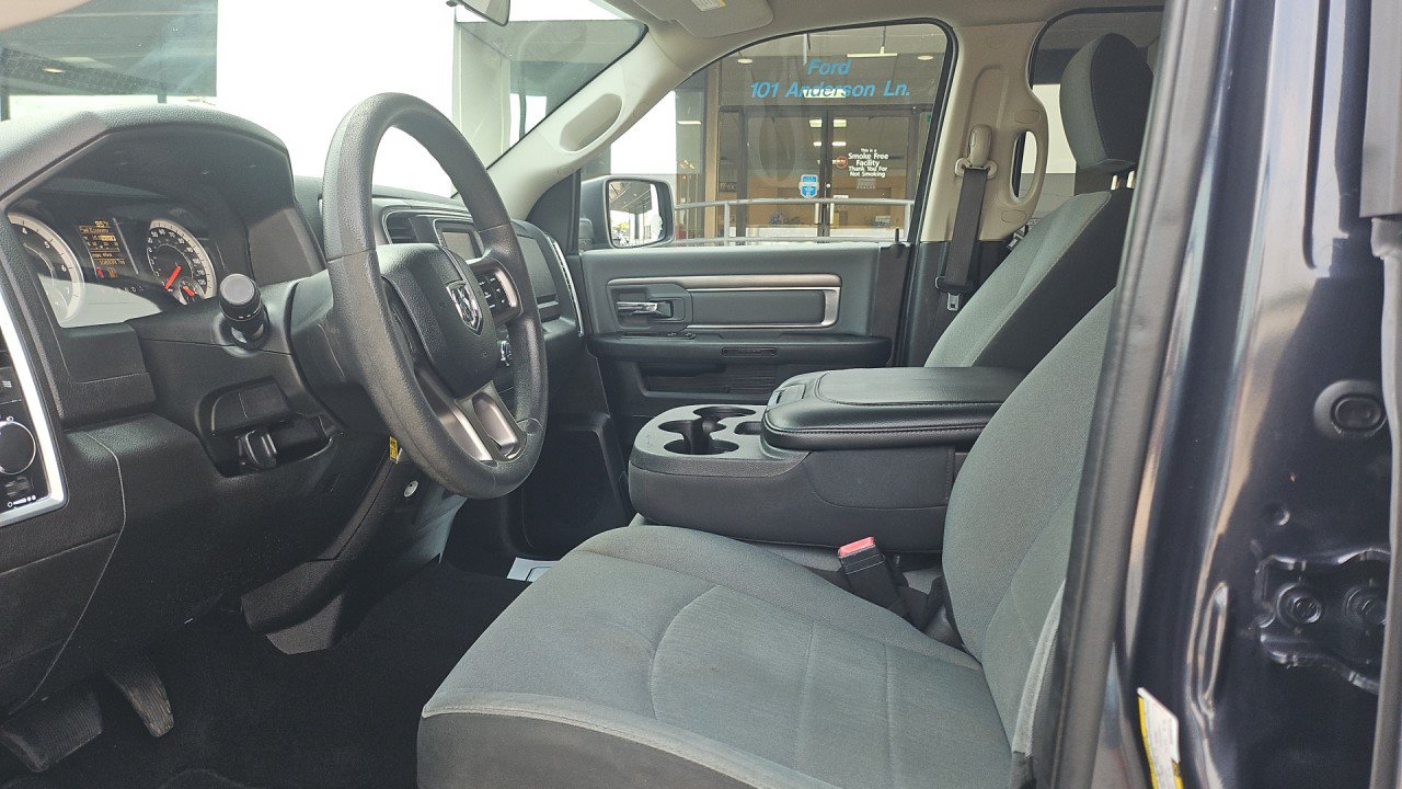 Used 2021 RAM 1500 Classic SLT AWD/4WD image 10