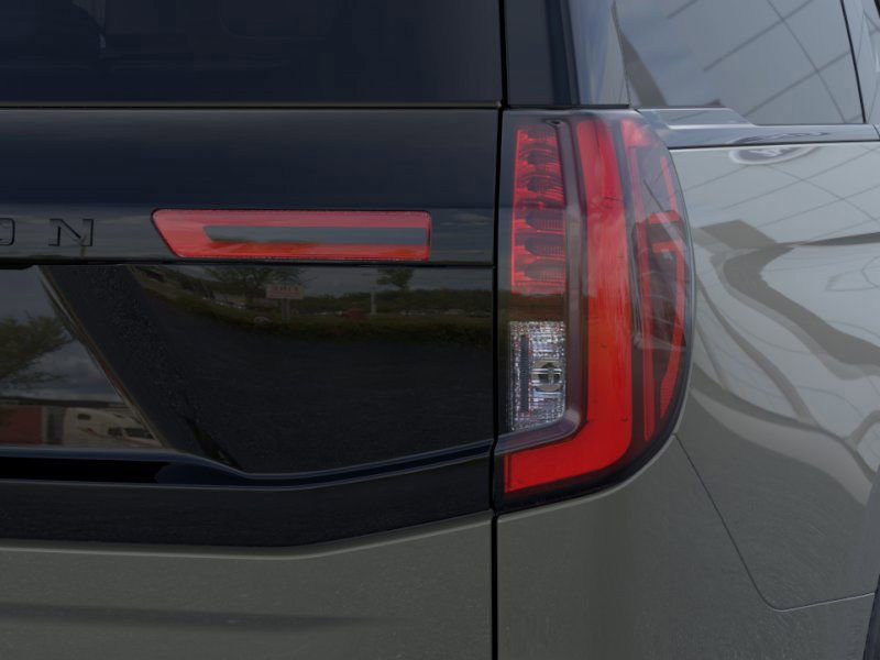 New 2025 Ford Expedition Platinum w/ Stealth Performance Package image 21