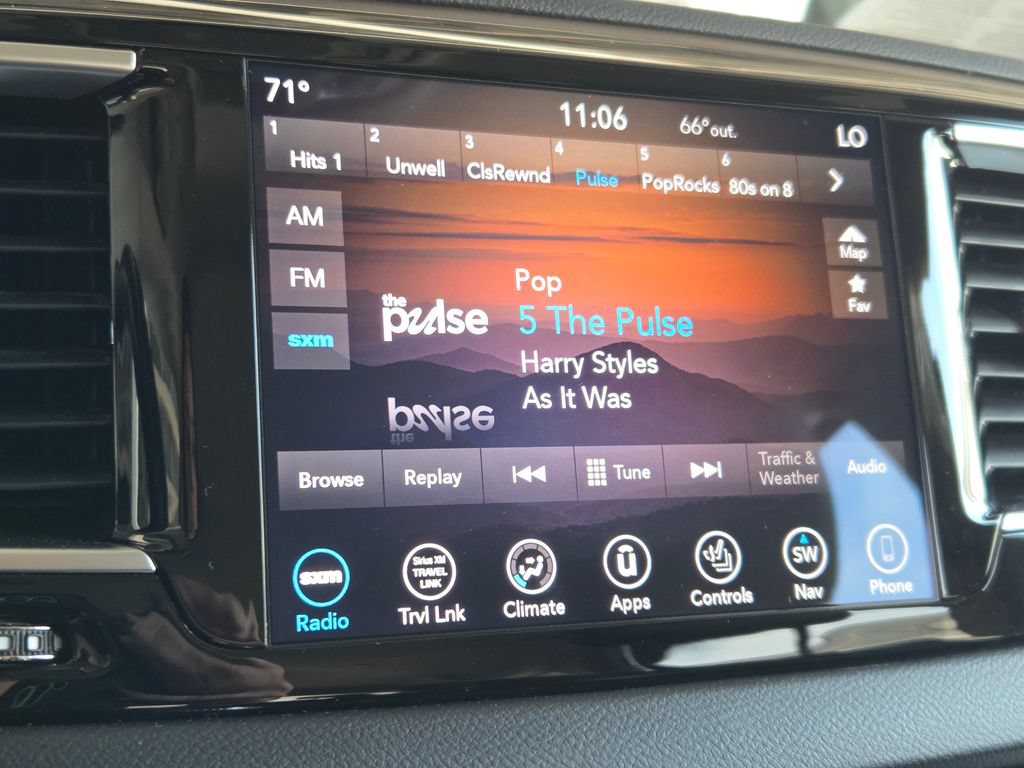 Certified 2018 Chrysler Pacifica Touring-L Plus FWD image 6