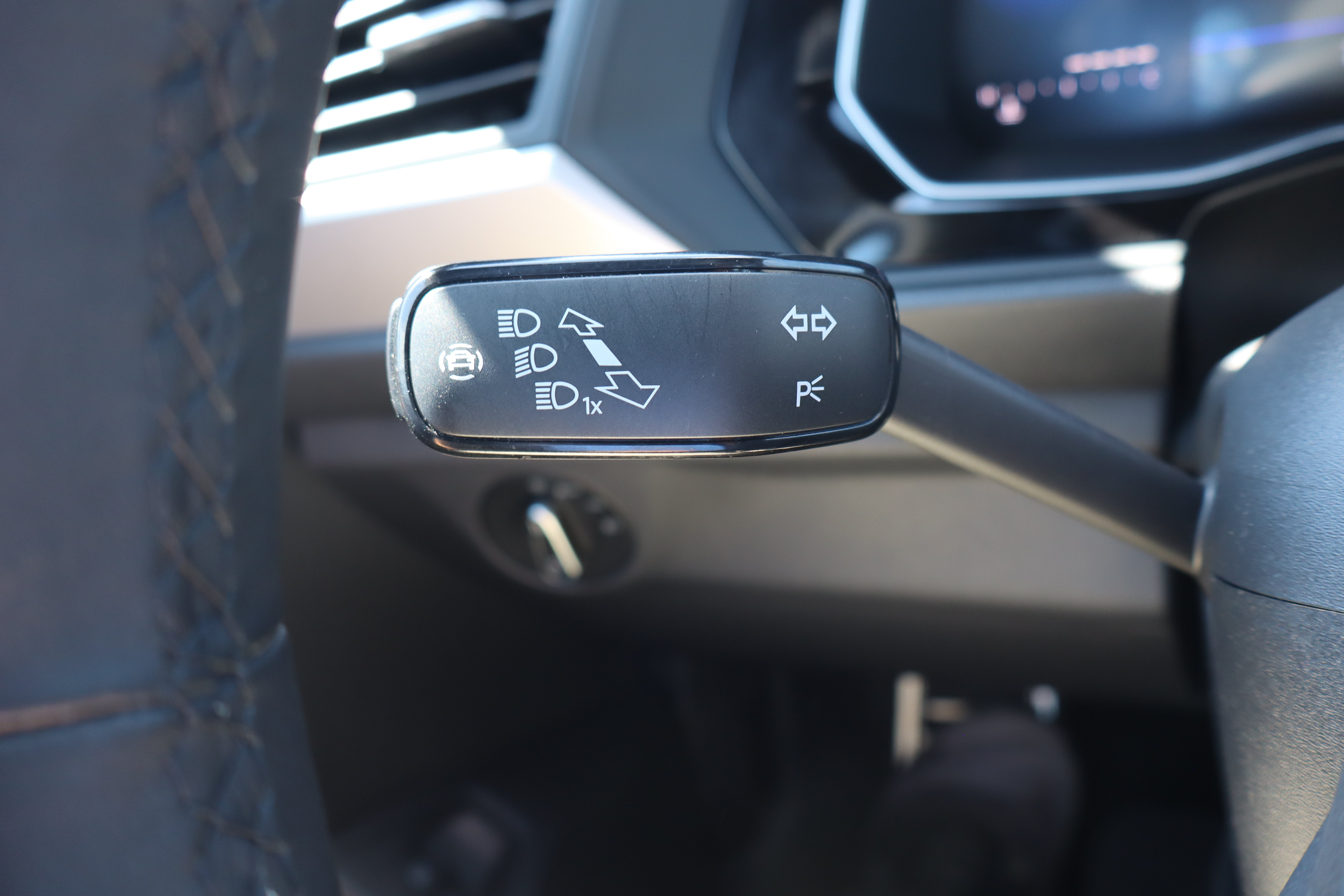 Used 2024 Volkswagen Jetta Sport FWD image 16