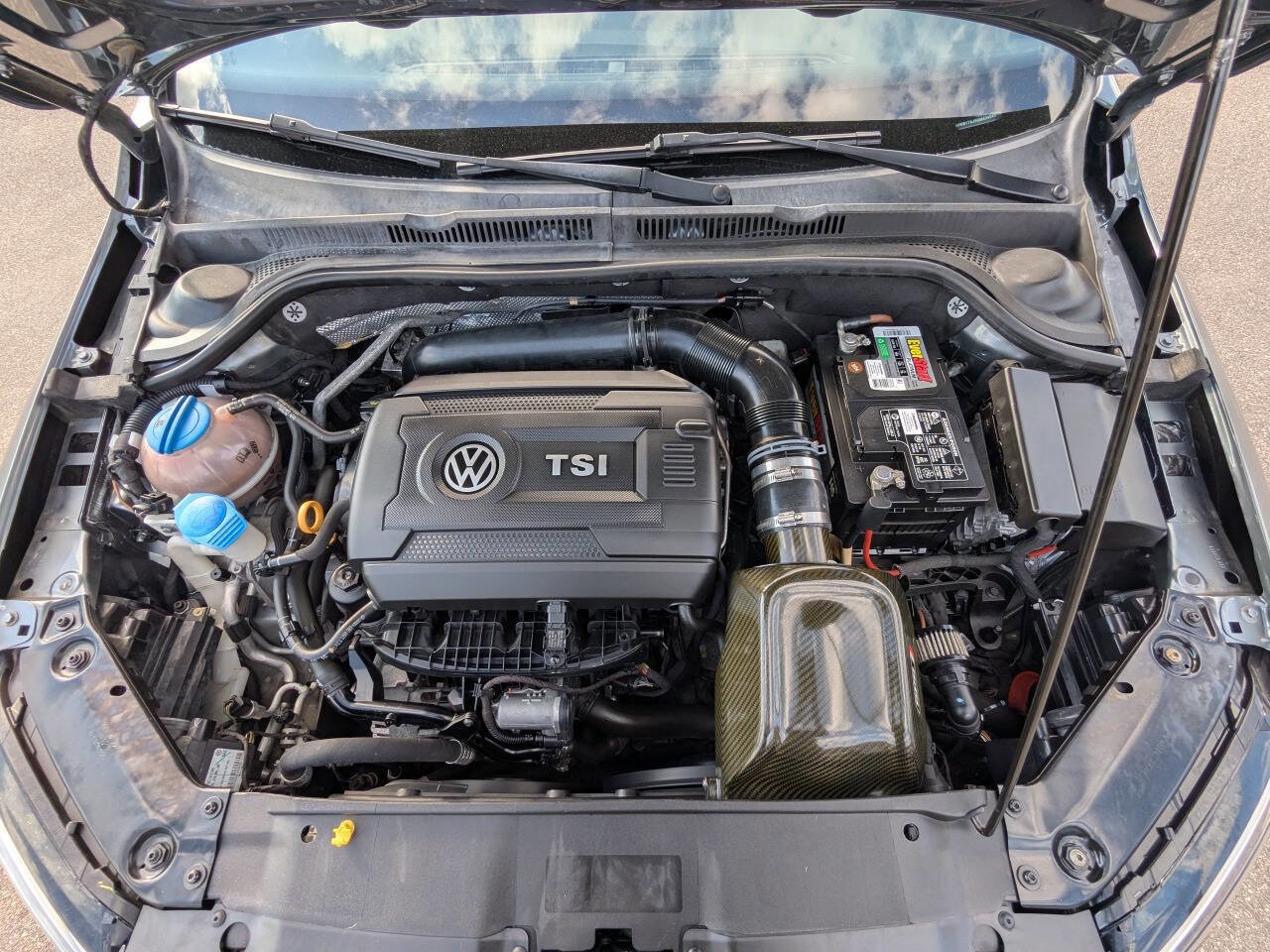 Used 2016 Volkswagen Jetta Sport FWD image 27