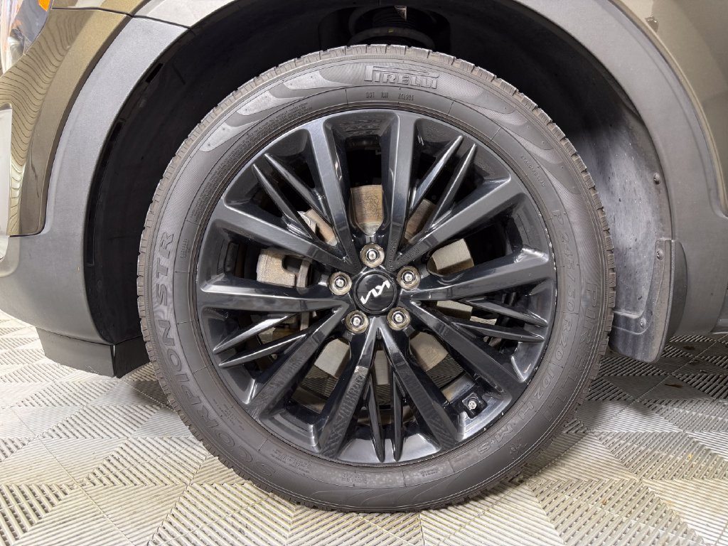 Used 2022 Kia Telluride SX w/ SX Prestige Package AWD/4WD image 24