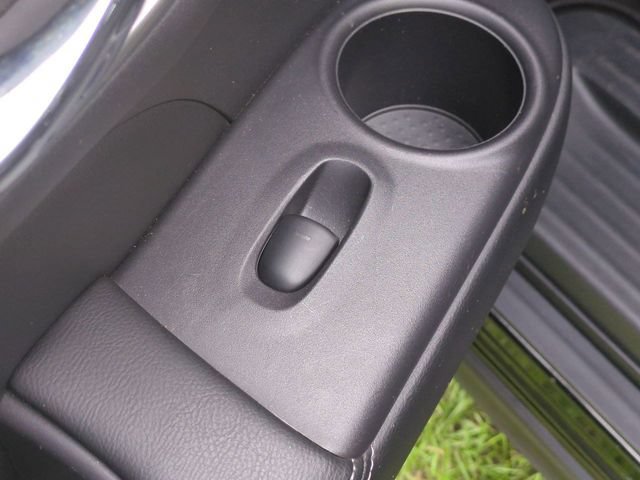 Certified 2020 Nissan Pathfinder SV FWD image 30