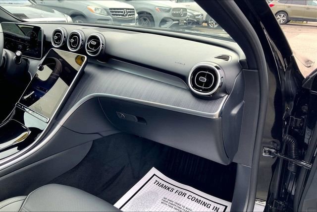 Used 2025 Mercedes-Benz C 300 4MATIC Sedan image 15