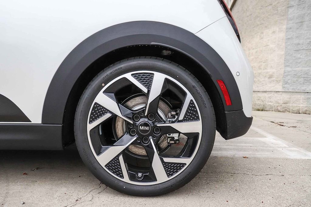 New 2026 MINI Cooper 2-Door Hardtop image 11