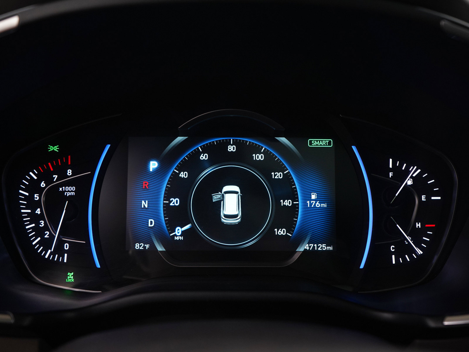Used 2020 Hyundai Santa Fe Limited AWD/4WD image 31