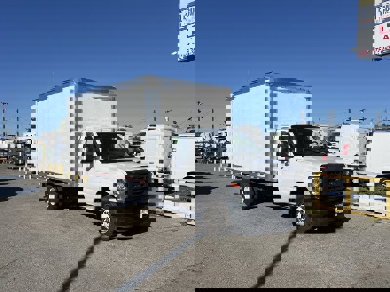 Used 2024 Ford E-350 and Econoline 350 Super Duty w/ Power Windows & Locks Group image 1