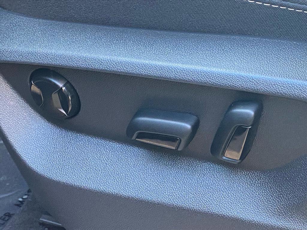 Certified 2023 Volkswagen Atlas SE w/ Panoramic Sunroof Package image 9