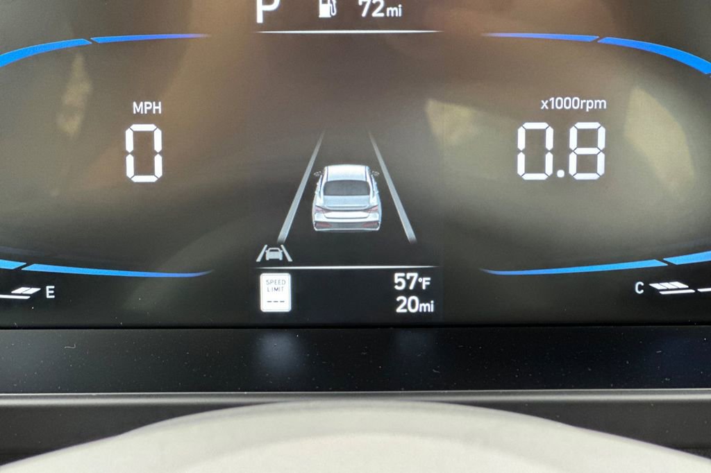 New 2026 Hyundai Elantra Sport FWD image 21