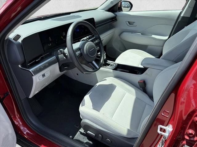 Certified 2025 Hyundai Kona SEL FWD image 9