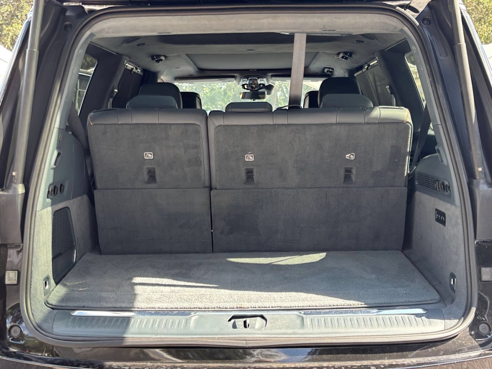 Used 2023 Jeep Grand Wagoneer Series II AWD/4WD image 36