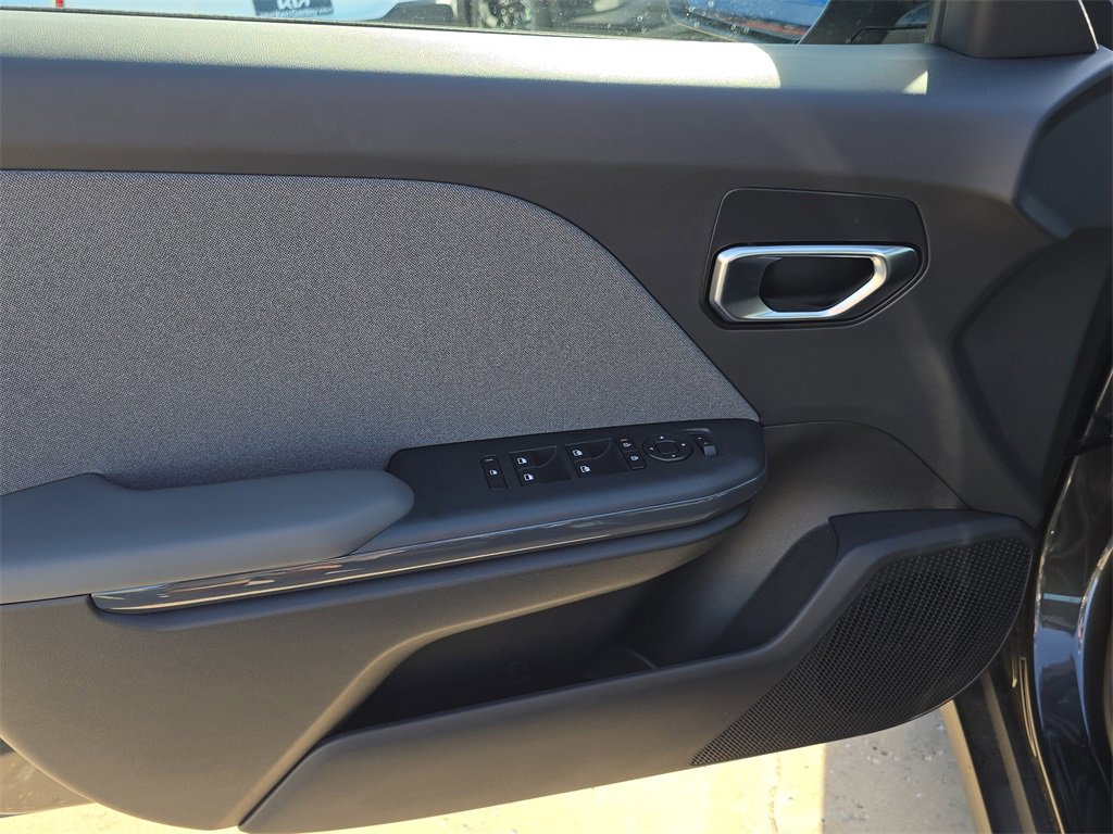 New 2025 Kia K4 EX image 17