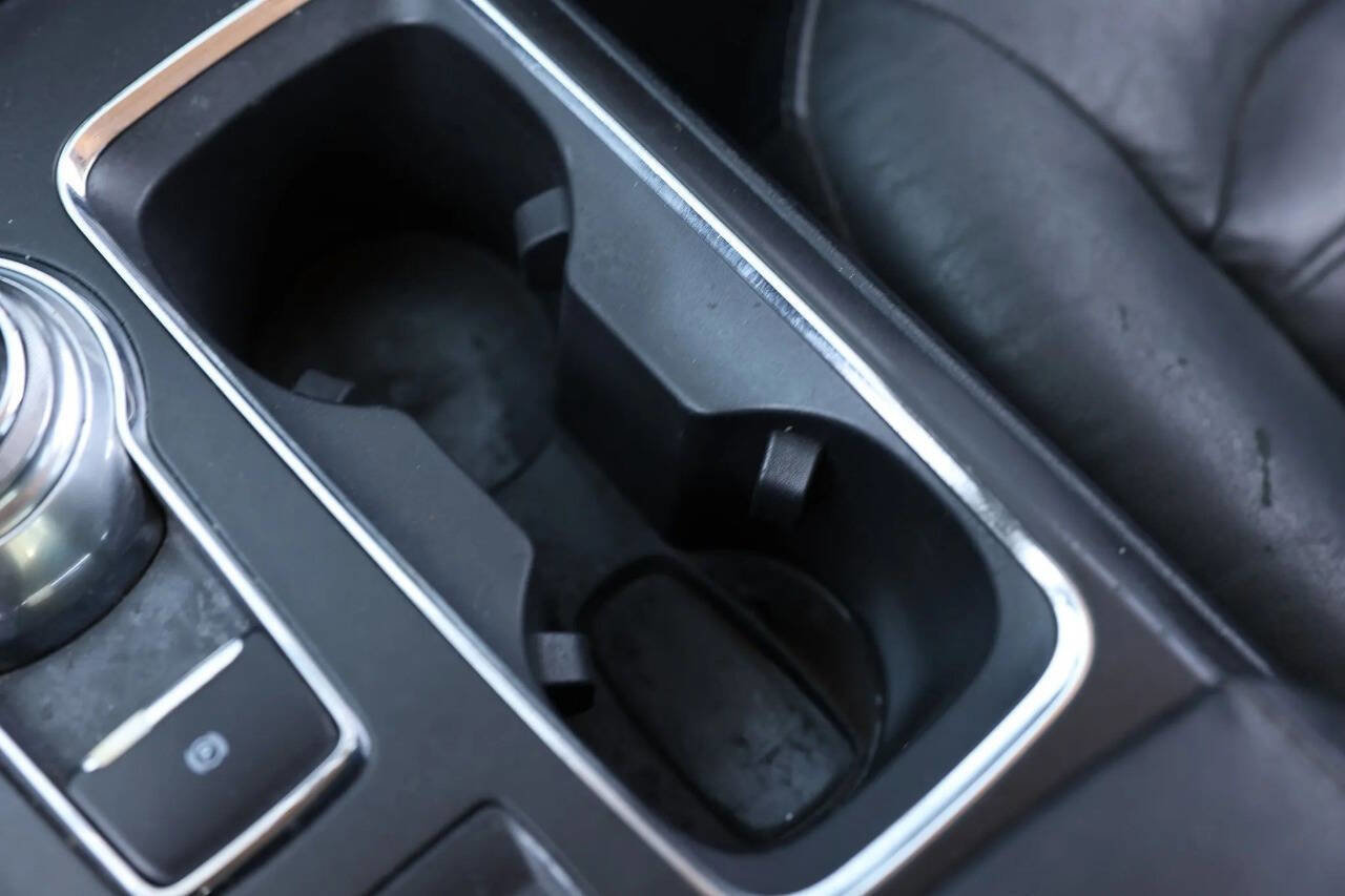 Used 2018 Ford Fusion SE w/ Fusion SE Technology Package image 25