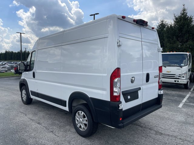 Used 2024 RAM ProMaster 2500 w/ Quick Order Package 22G SLT FWD image 11