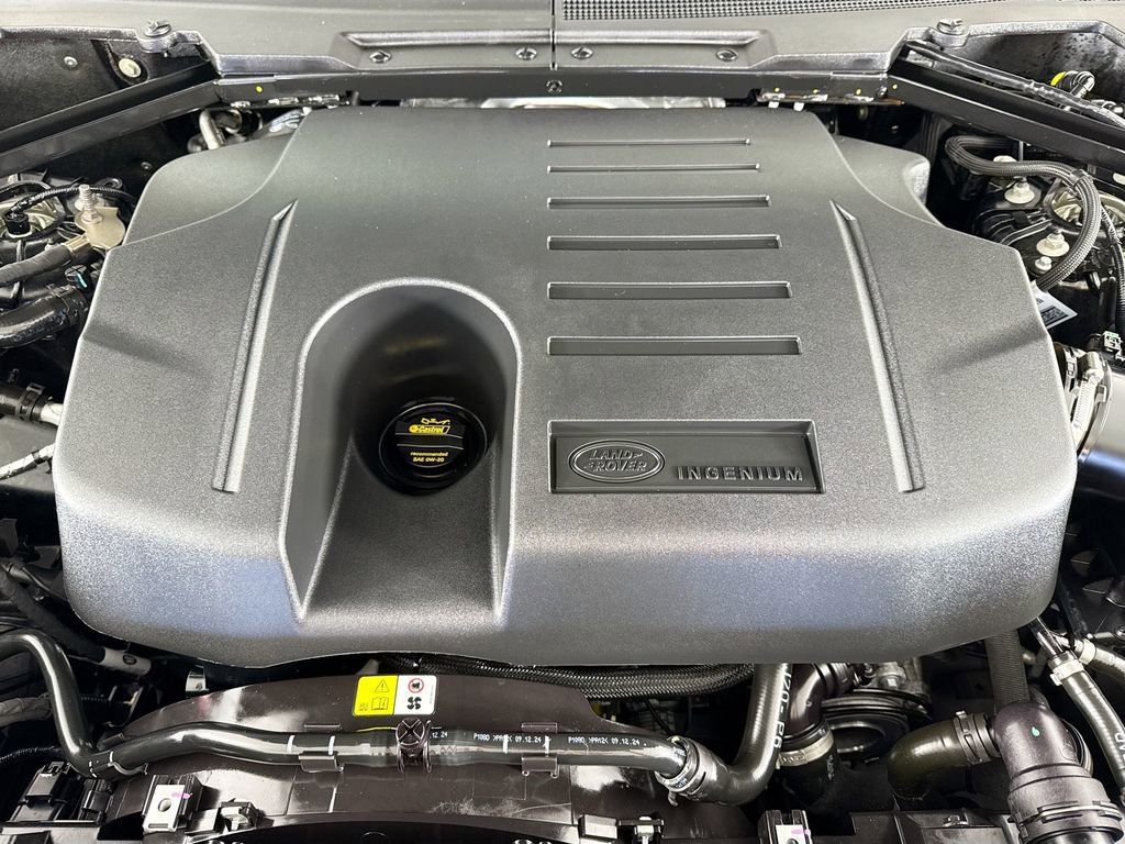 Used 2025 Land Rover Defender 130 S image 26