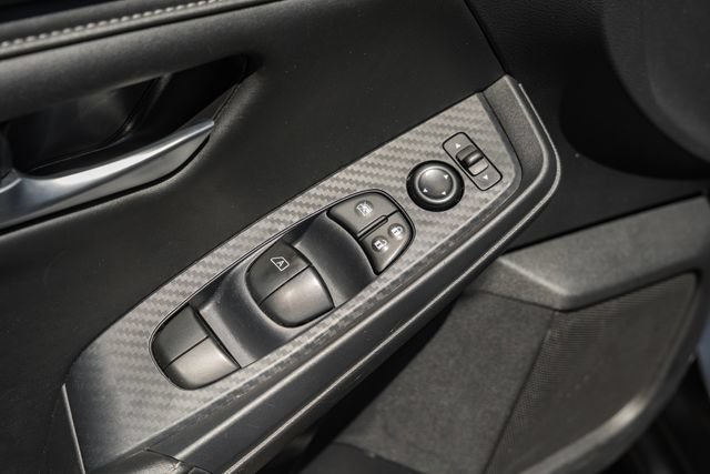 Used 2025 Nissan Sentra SV FWD image 39