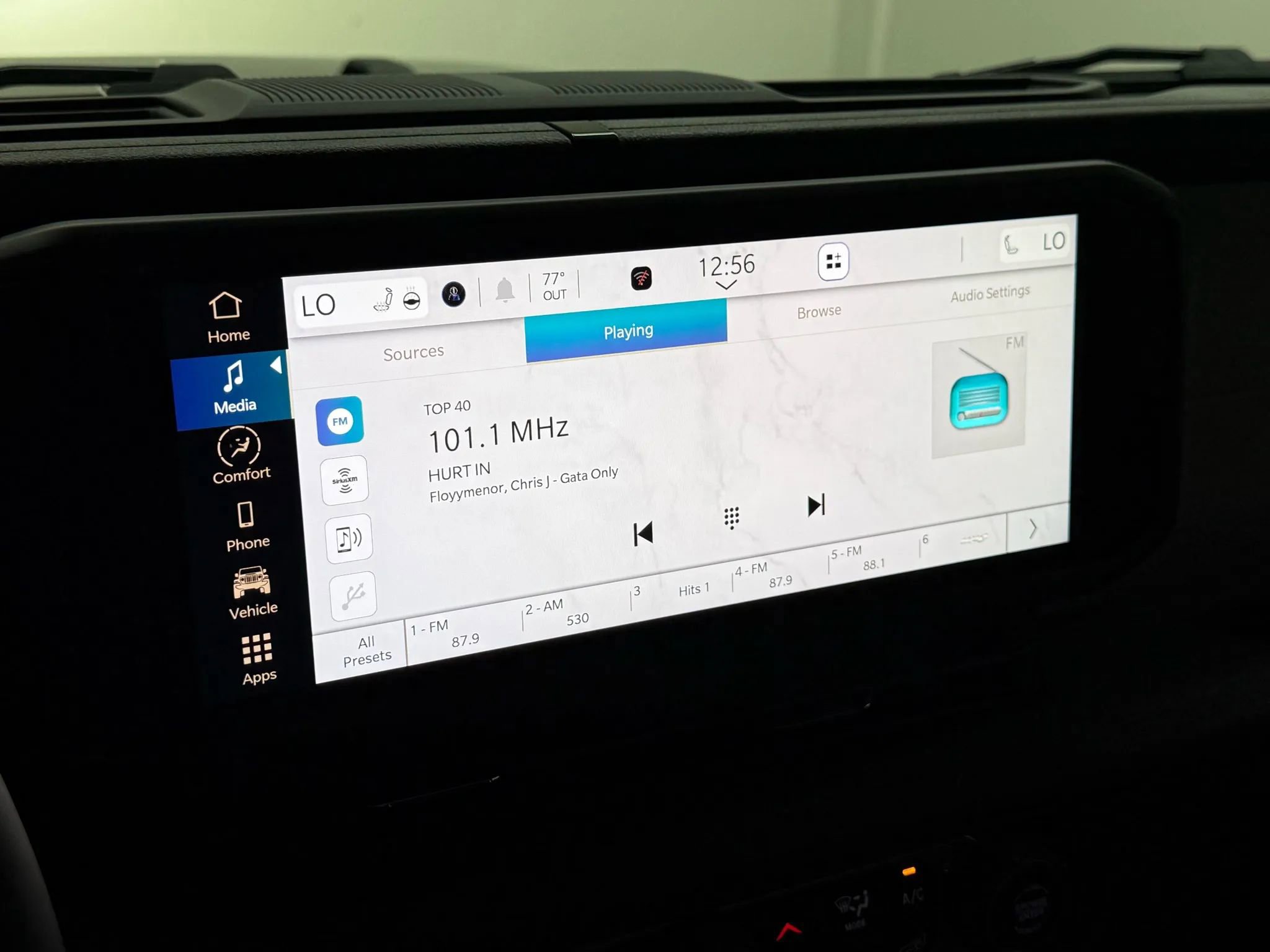 Used 2024 Jeep Wrangler Unlimited Sport image 35