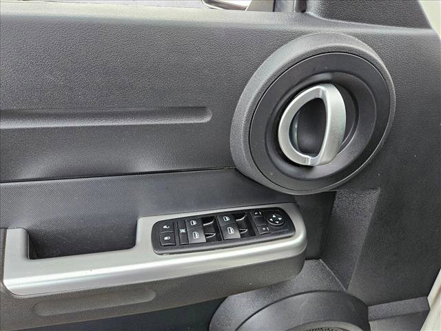 Used 2008 Dodge Nitro R/T image 29